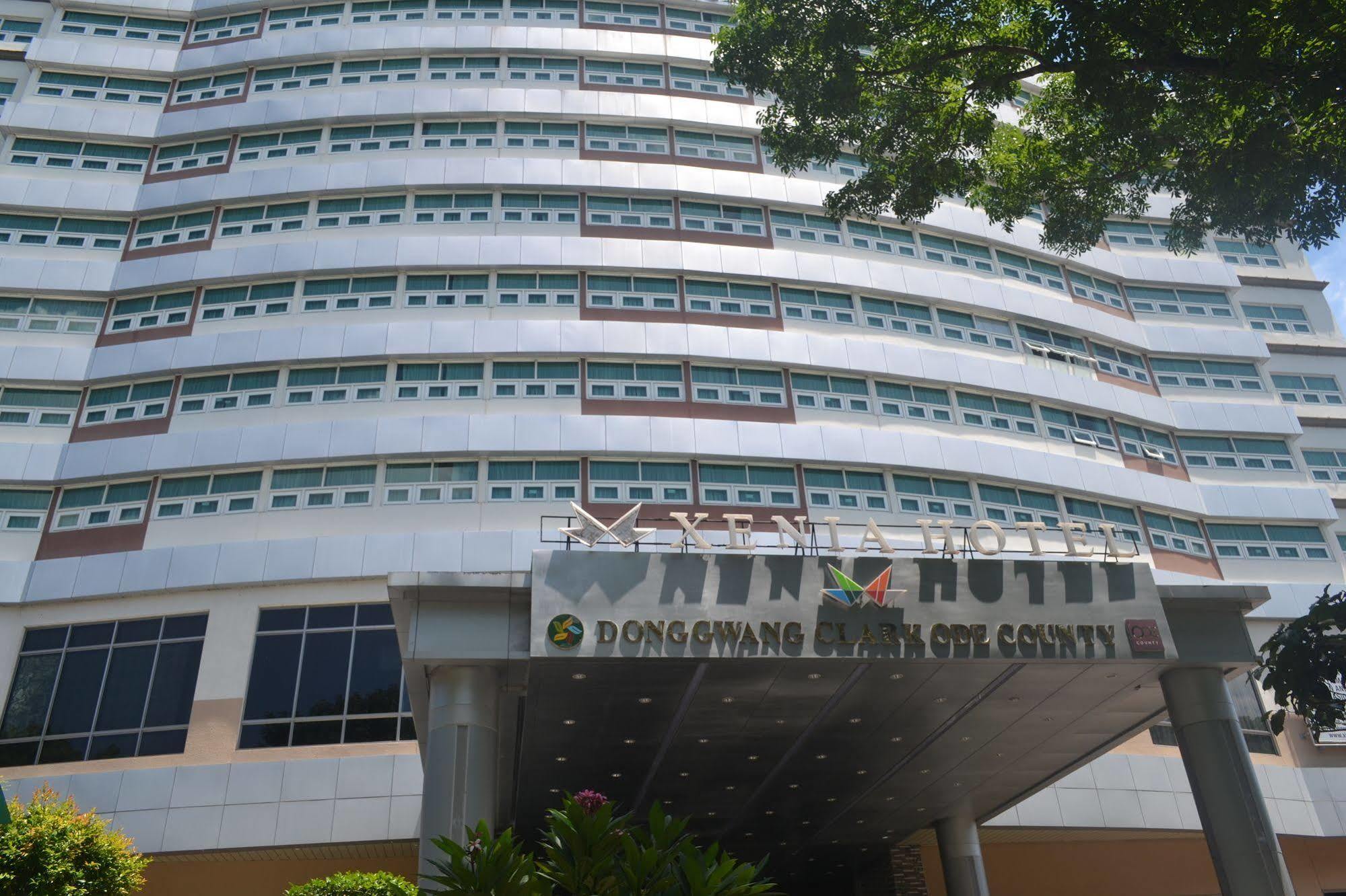 ซีเนีย โฮเทล คล้าร์ก Hotel Clark Field ภายนอก รูปภาพ