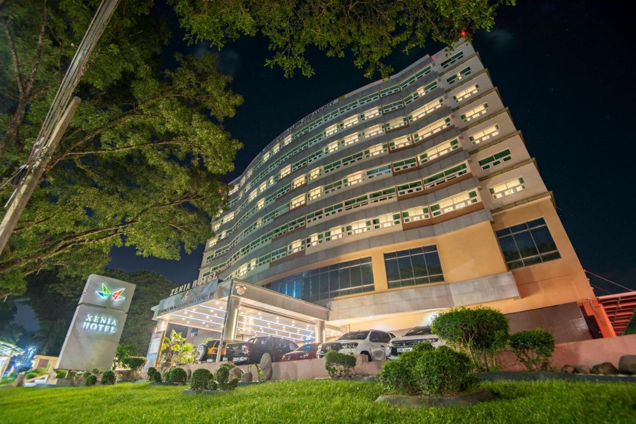 ซีเนีย โฮเทล คล้าร์ก Hotel Clark Field ภายนอก รูปภาพ